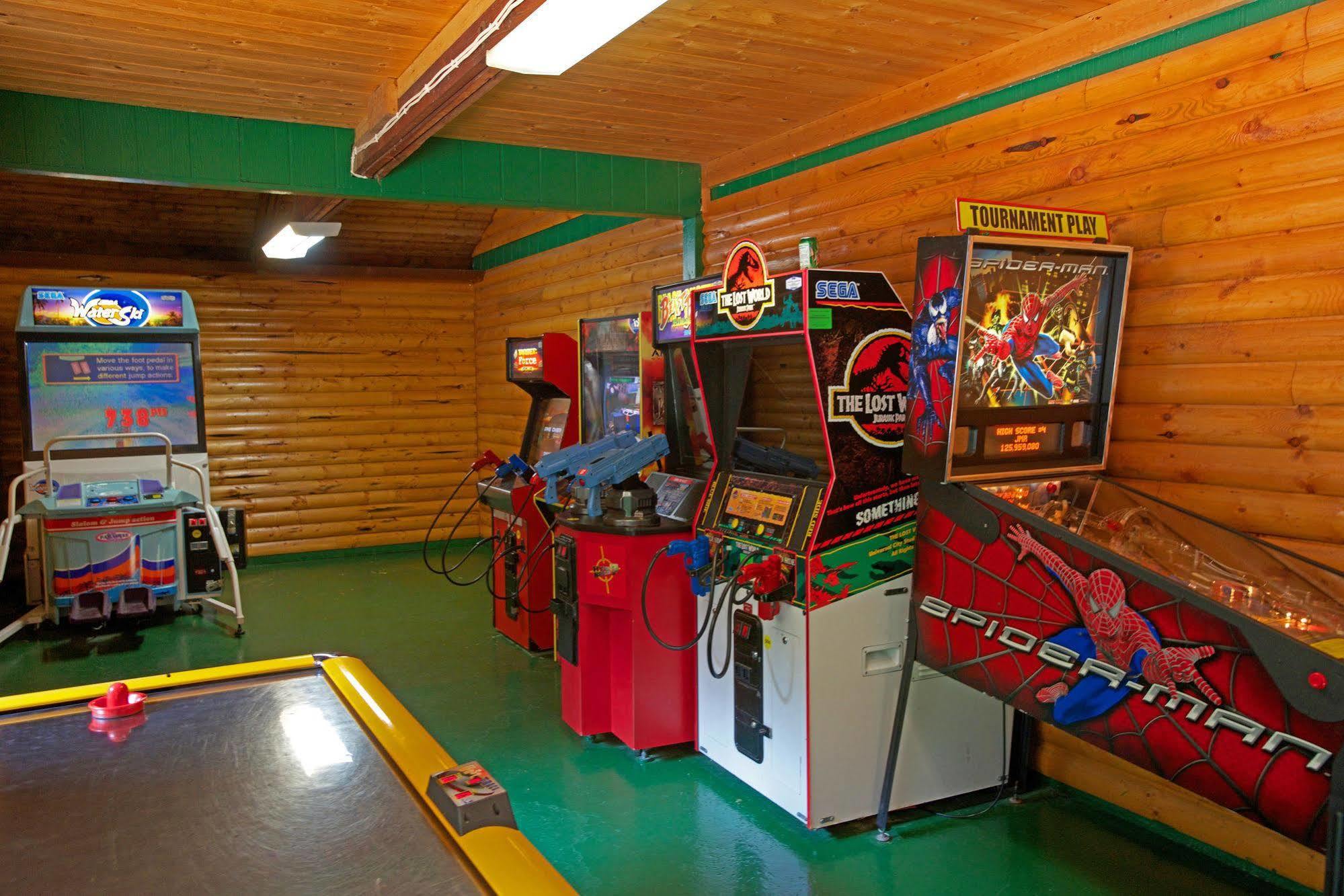 Arrowhead Resort Campground Plainville المظهر الخارجي الصورة